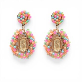 Boucles d’oreilles Marie Rosario pastel sunrise en perles multicolores avec pendentif ex voto sacré